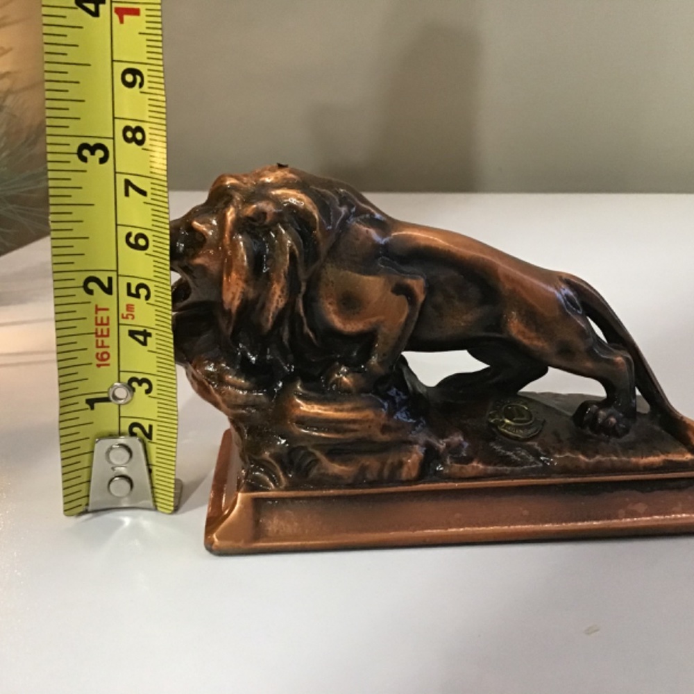 Lion Cooper figurine - Picture 9 of 10